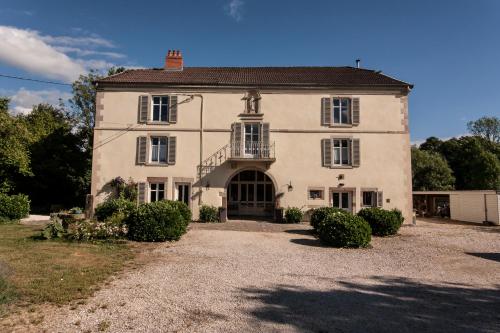 La Maison au Vert : Appartement proche de Chargey-lès-Port