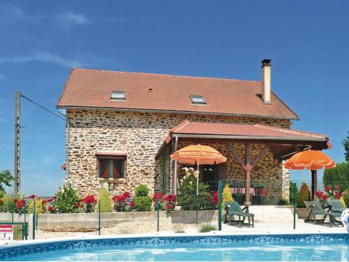 Holiday home Les Agneux : Hebergement proche de Saint-Cyr-les-Champagnes