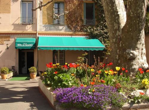 Hotel De Provence : Hotel proche d'Aiglun