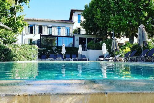 Les Lodges Sainte-Victoire & Spa : Hotel proche de Saint-Antonin-sur-Bayon