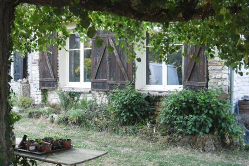 Au puits de la Mogne : Chambres d'hotes/B&B proche de Rumilly-lès-Vaudes