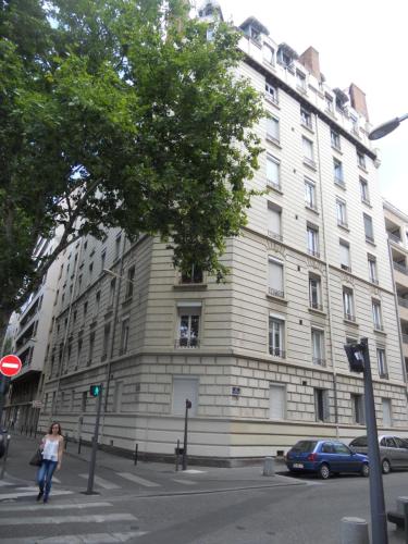 au 303 : Appartement proche du 8e Arrondissement de Lyon