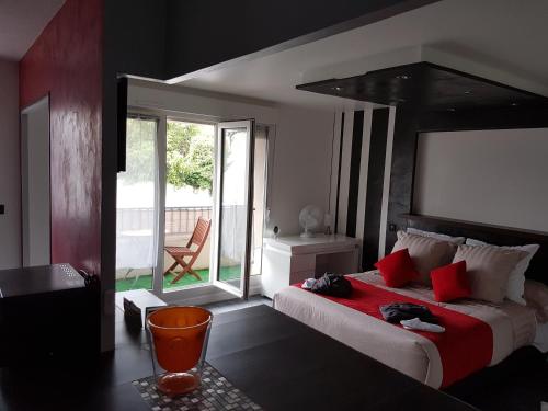 ABsweet : Appartement proche d'Ay