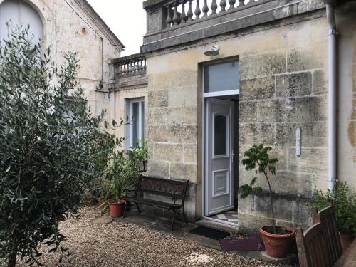Maison de Vin : Appartement proche de Civrac-sur-Dordogne