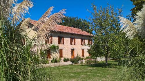 Maison d'hôtes Saint Alary : Hebergement proche de Roquevidal