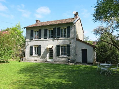 Ferienhaus Sardent 100S : Hebergement proche de Saint-Léger-le-Guérétois