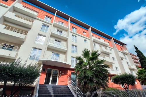 Zenitude Hôtel-Résidences Béziers Centre : Hebergement proche de Maraussan
