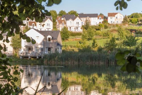 Village Pierre & Vacances - Normandy Garden : Complexe proche de Le Fournet