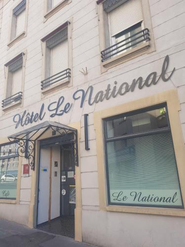 Hôtel Le National : Hotel proche de Saint-Bonnet-les-Oules