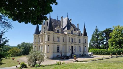 Chateau Marieville : Hebergement proche de Naintré