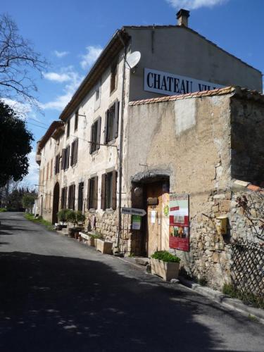 Château Villemagne : Hebergement proche de Talairan