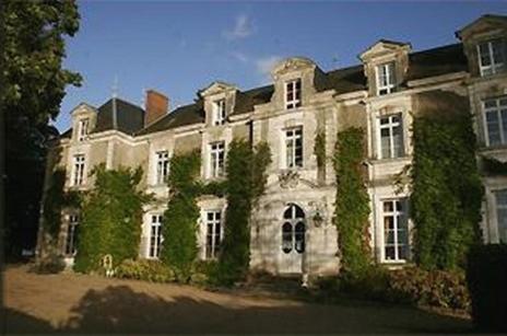 Chateau de Montaupin : Chambres d'hotes/B&B proche de Noyen-sur-Sarthe