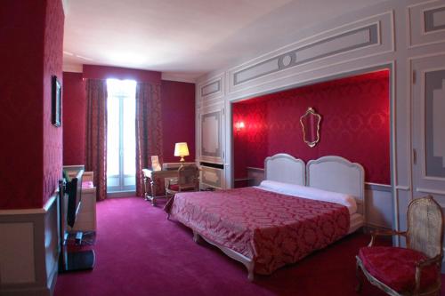 Hôtel Le Régent : Hotel proche de Feigneux