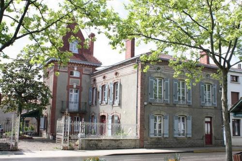 Chambre d'Hôtes Bastide du Cosset : Chambres d'hotes/B&B proche de Saint-Loubouer