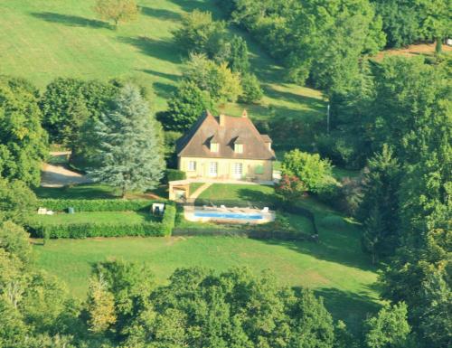 Maison de vacances Généry : Hebergement proche de Saint-Aubin-de-Nabirat