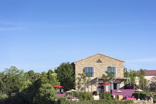 Village Castigno : Hotel proche de Cruzy