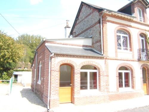 Gîtes du vieux moulin de Valmont : Hebergement proche de Saint-Martin-aux-Buneaux