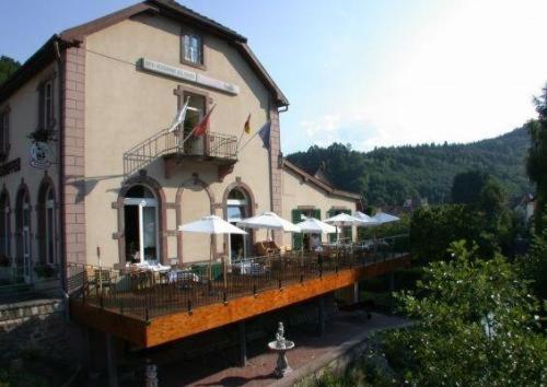 Hôtel Des Vosges : Hotel proche de Birkenwald