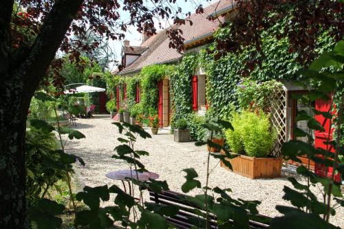 Chambres d'hôtes Bois Prin : Hebergement proche de Saint-Menoux