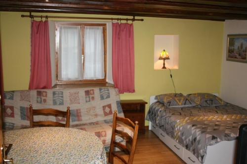 Appartement Style Rustique : Appartement proche de Lamadeleine-Val-des-Anges