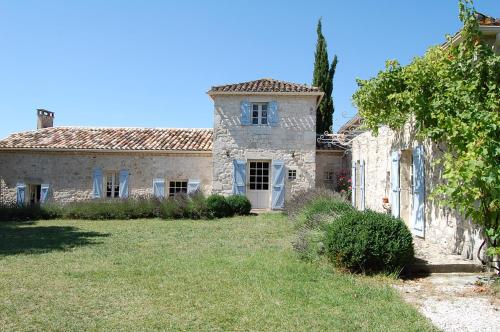 Maison d'hôte Lapiade : Hebergement proche de Saint-Amans-de-Pellagal