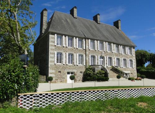 Manoir Saint-Martin : Chambres d'hotes/B&B proche de Sainte-Cécile