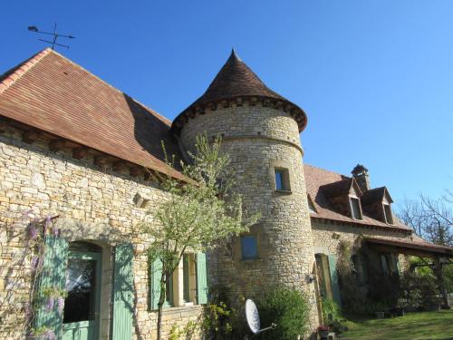 Propriété Le Castelet : Hebergement proche de Saint-Aubin-de-Nabirat