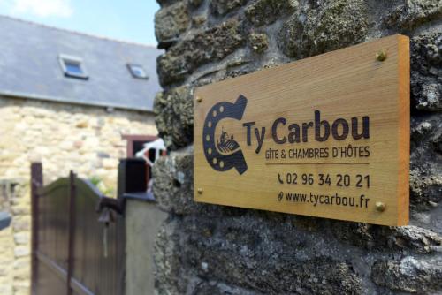 Ty carbou : Chambres d'hotes/B&B proche de Saint-Gouéno