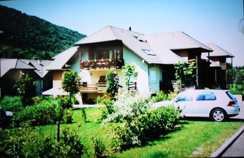 Résidence bord du lac Annecy : Appartement proche de Sévrier