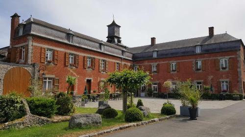 Château de la Motte : Hotel proche de Bousignies-sur-Roc