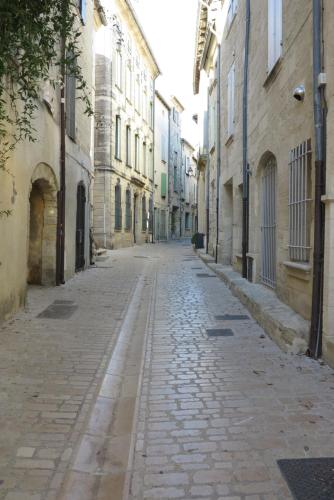 Petite Bourgade : Appartement proche d'Arpaillargues-et-Aureillac