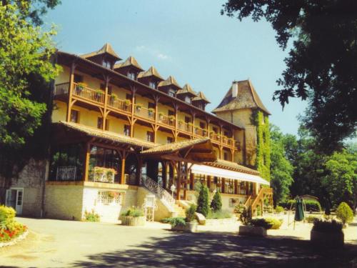 Hôtel Restaurant L'Ecluse : Hotel proche de Saint-Crépin-d'Auberoche