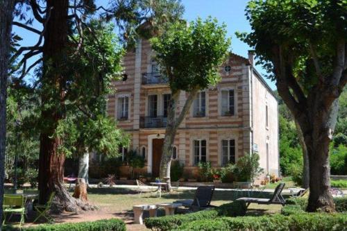 Guest house Les Marguerites : Hebergement proche de Granès