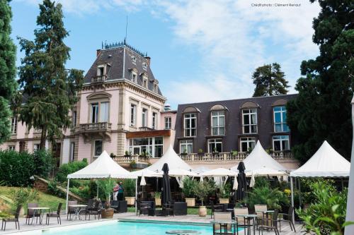 LE H - Hôtel & Restaurant : Hotel proche de Bourgheim