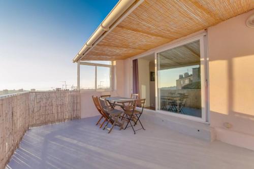 Appartement T2 sur les toits avec vue imprenable sur Marseille - Air Rental