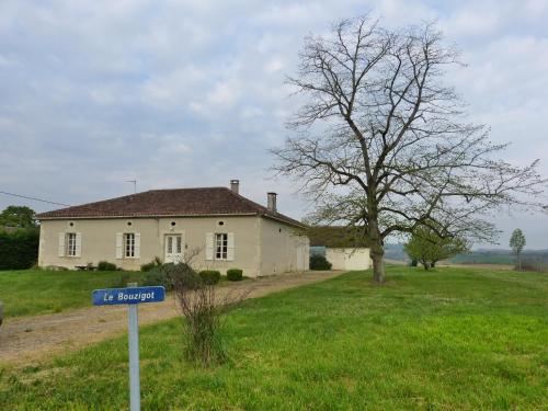 Bouzigot : Hebergement proche de Castelnau-sur-l'Auvignon