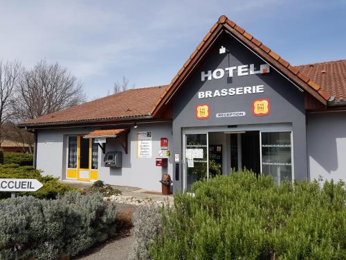 Hotel The Originals Foix : Hotel proche d'Aigues-Juntes