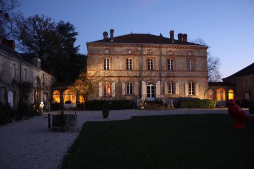 Château de l'Oiselinière : Chambres d'hotes/B&B proche de Château-Thébaud