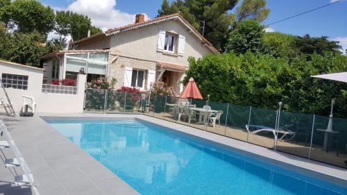 Appart villa piscine : Appartement proche de Juvignac