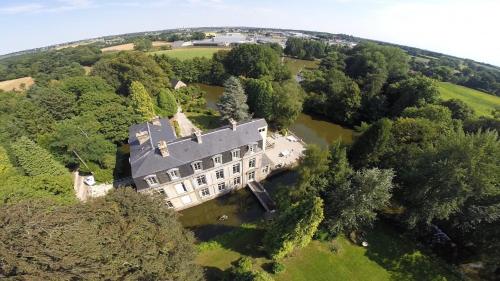 Chateau Du Bailleul : Hebergement proche de Châtillon-sur-Colmont
