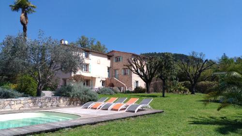 L'Escale Provençale : Chambres d'hotes/B&B proche de Fayence