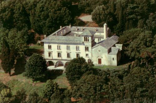 Gite Au Chateau Cagninacci : Hebergement proche de San-Martino-di-Lota