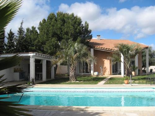 villa des 5 oliviers : Chambres d'hotes/B&B proche d'Argeliers