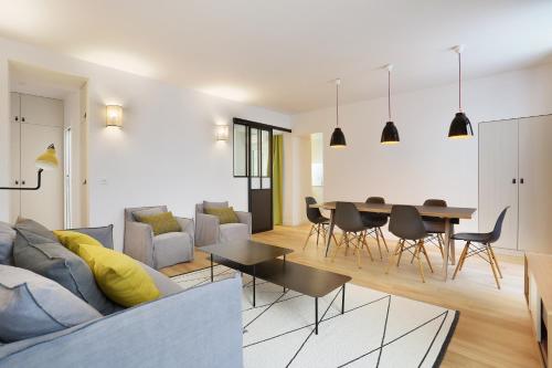 Pick A Flat's Apartment at Rue Corneille - Saint Germain : Appartement proche du 5e Arrondissement de Paris