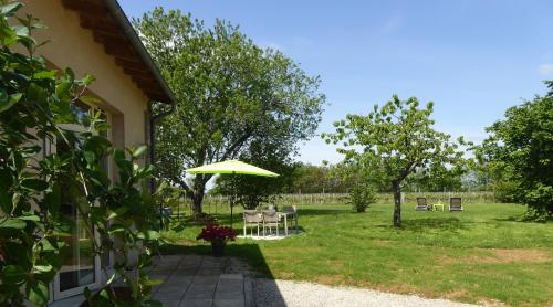 Entre Vignes et Chênes : Hebergement proche de Civrac-sur-Dordogne