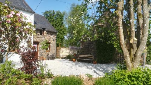 Country Cottages Brittany : Hebergement proche de Priziac