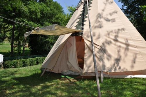 Camping La Vie en Vert : Hebergement proche de Milhas