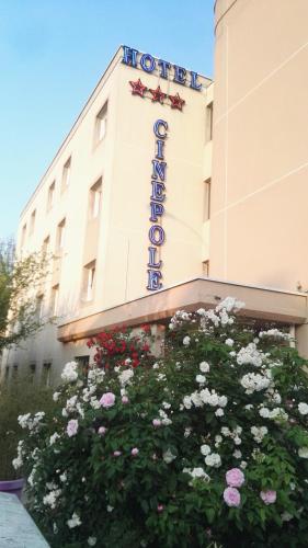 Hôtel Cinepole : Hotel proche de Villiers-sur-Marne
