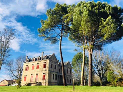 Chateau Vulcain : Hebergement proche de Pindères
