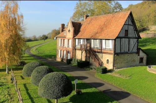 The Little House Monastere de Brucourt : Hebergement proche de Janville